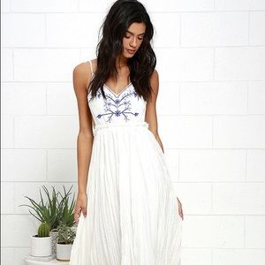 Lulu’s Maxi White Backless Dress Blue Embroidery